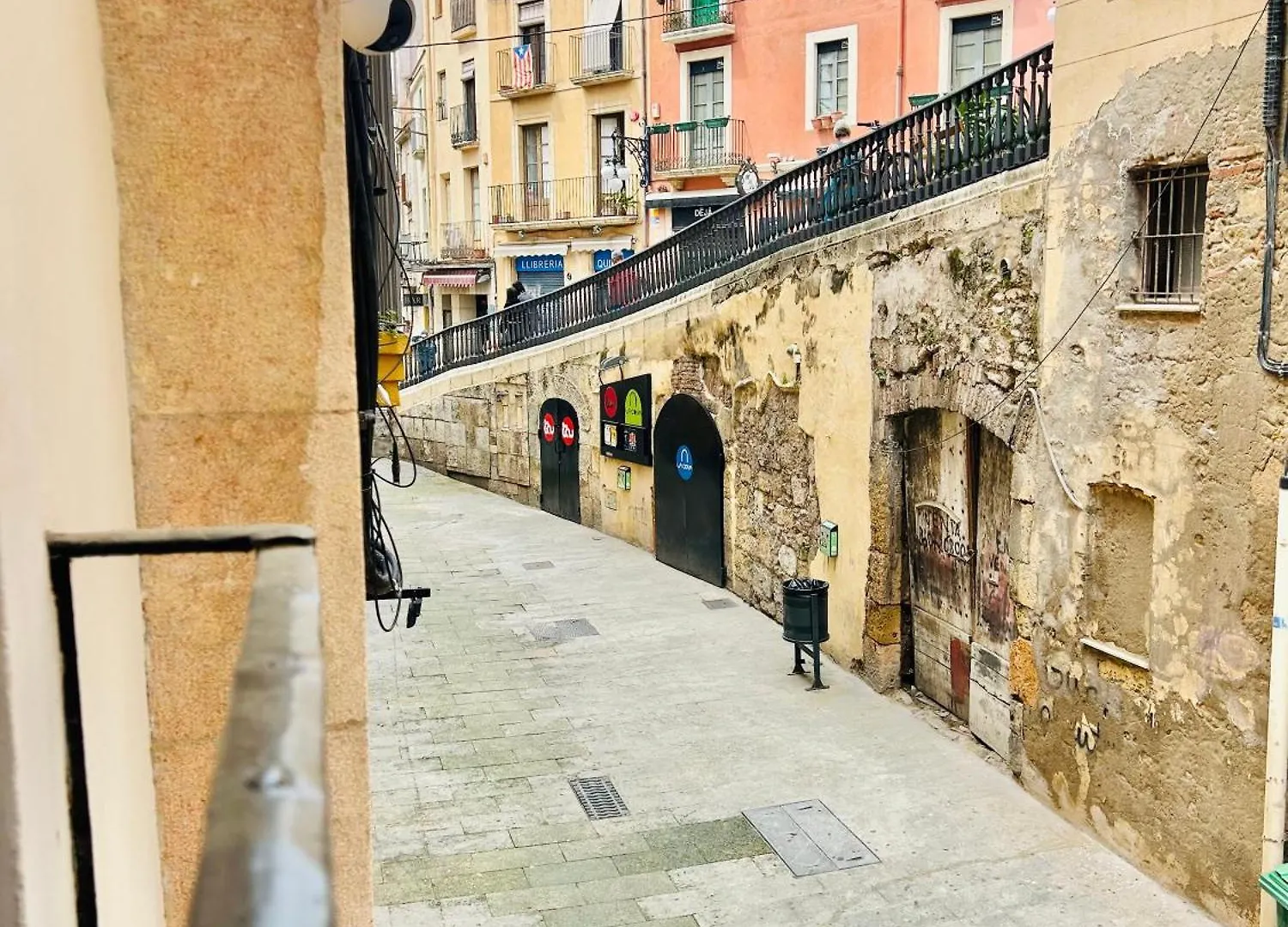 Apartment Trinquet Vell Historic Center Estancias Largas Tarragona