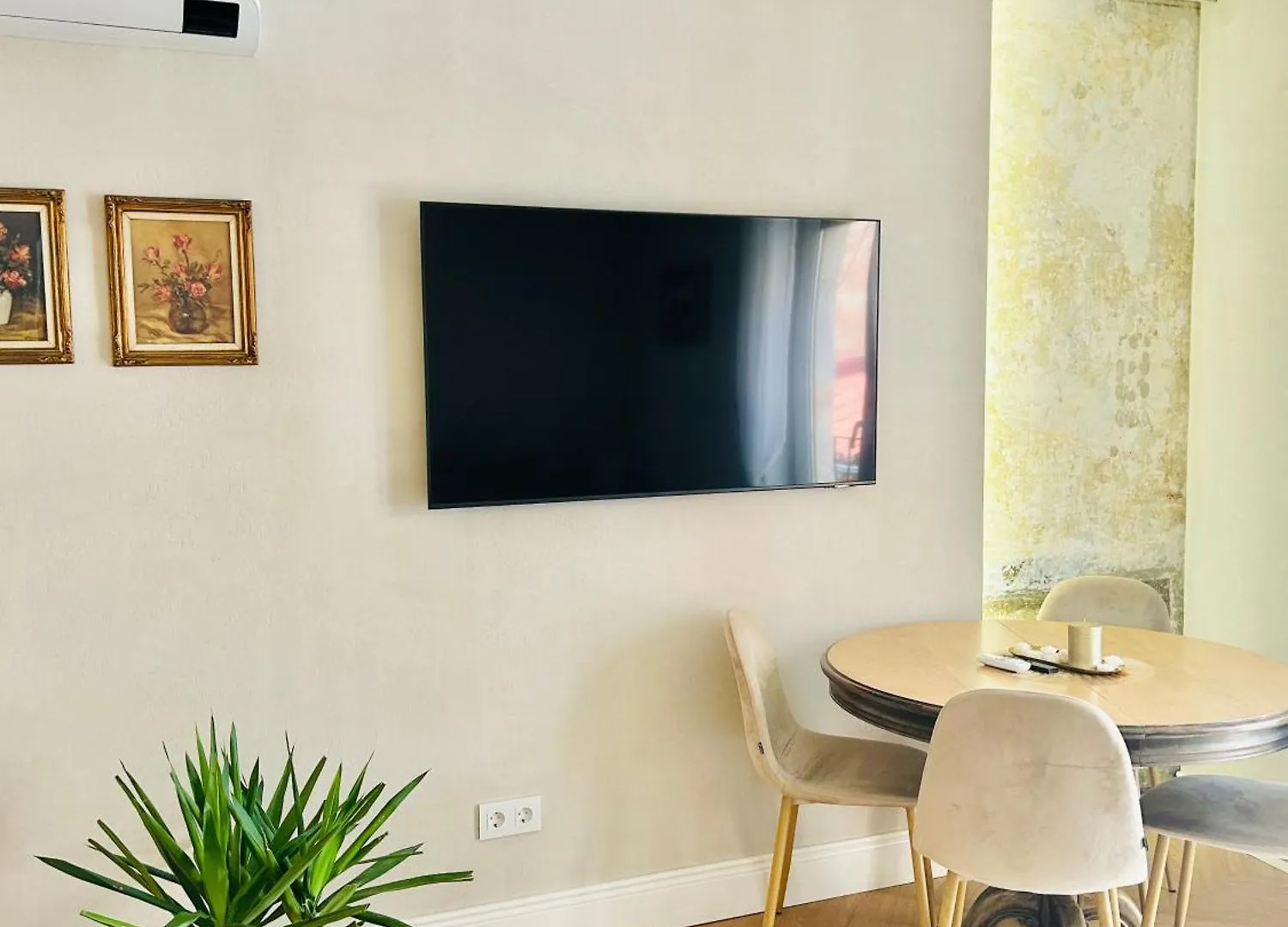Apartment Trinquet Vell Historic Center Estancias Largas Tarragona Spain